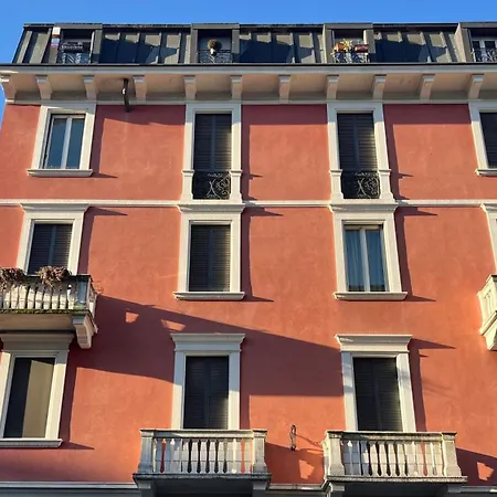 Apartman Accogliente Bilocale Con Due Balconi Vicino Metro M5 Milánó